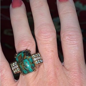 GORGEOUS GENUINE GEMSTONE RING